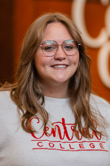 Alysa Arthur '26, Central College student ambassador